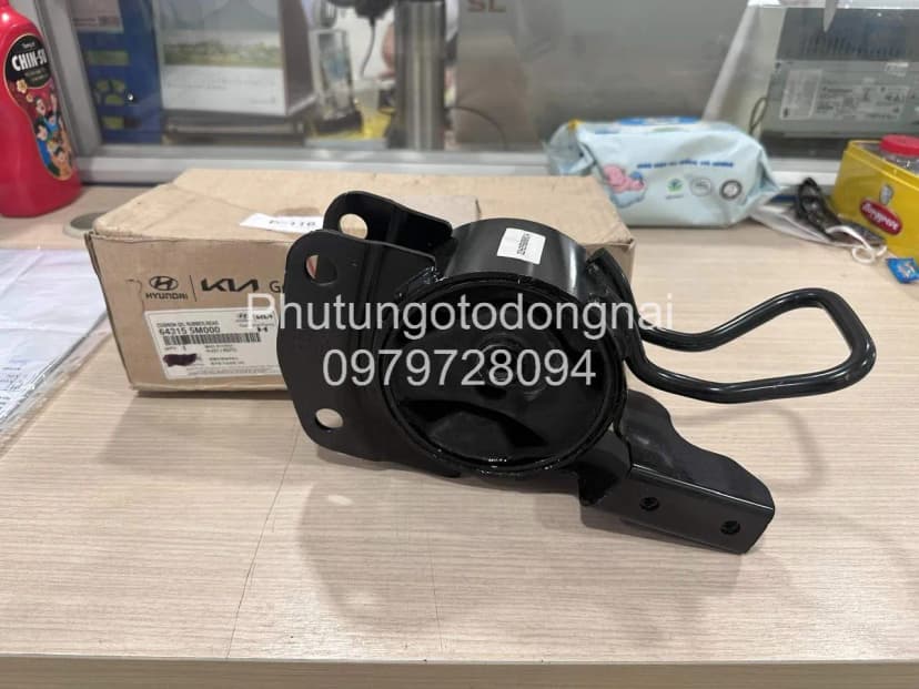 Phụ kiện 643155M000 cao su chân cabin sau trái